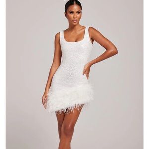 NWT Nadine Merabi Evie Sequin White Feather Mini Dress Sz S/M